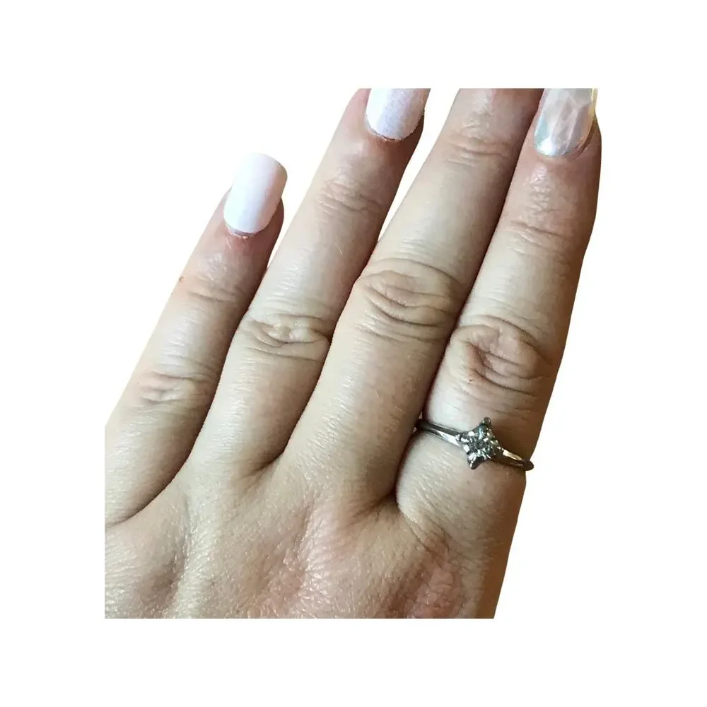 Vintage Solitaire Cubic Zirconia Sterling Silver Ring, CZ Silver Band Sz 9
